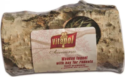 Vitapol COMPLEMENTARY WOODEN TUNNEL with hay for rodents - size S 1pc - Koka tunelis ar sienu grauzējiem.